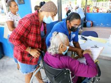 Facilidades-personas-discapacidad Las personas con discapacidad podrán hacerse acompañar de una persona de su elección para votar el 5 de mayo de 2024.